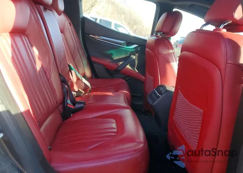 2016 Maserati Ghibli S z USA, uszkodzony, nr VIN ZAM57RTA5G1185169